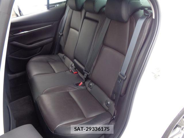 Mazda MAZDA3 2023-04 6672408-12
