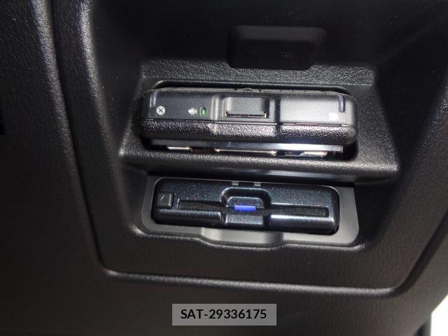 Mazda MAZDA3 2023-04 6672408-17