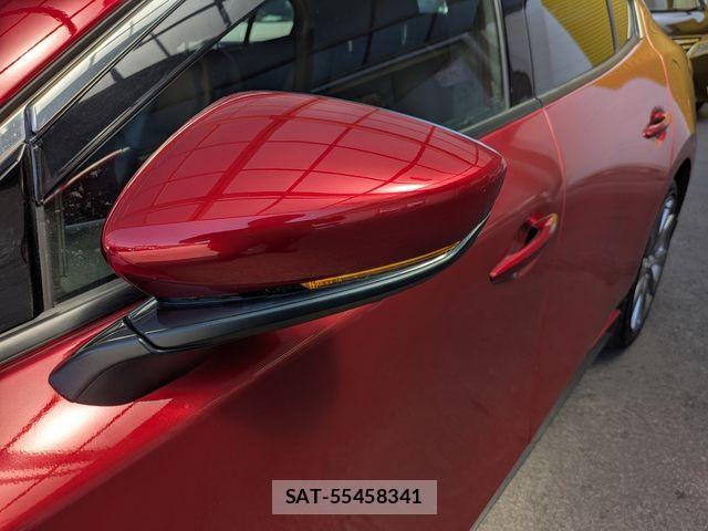 Mazda MAZDA3 2019-07 6815832-20