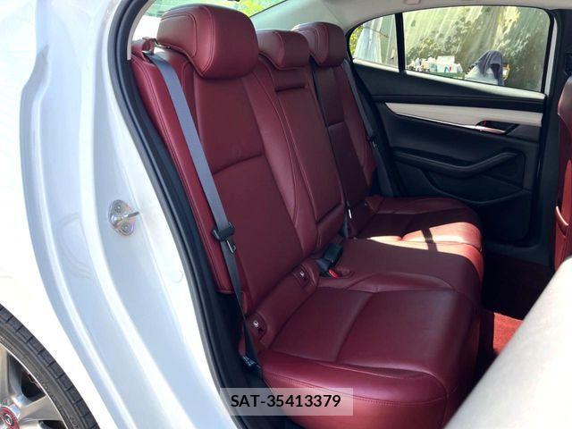 Mazda MAZDA3 2020-07 6908070-12