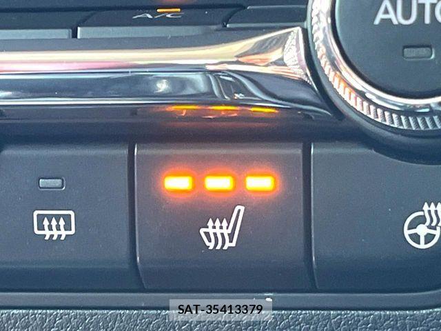 Mazda MAZDA3 2020-07 6908070-7