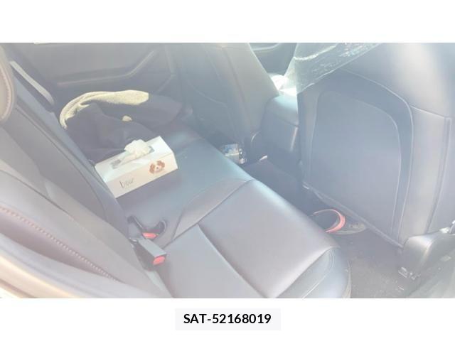 Mazda MAZDA3 2019-05 6902685-17