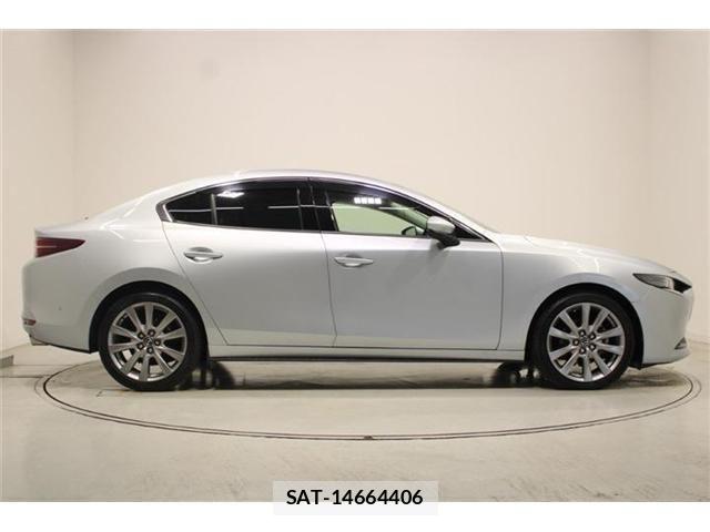 Mazda MAZDA3 2019-09 6908073-12
