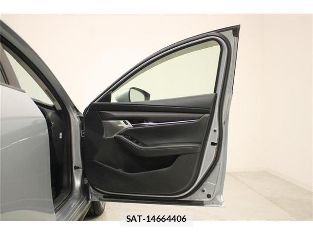 Mazda MAZDA3 2019-09 6908073-28