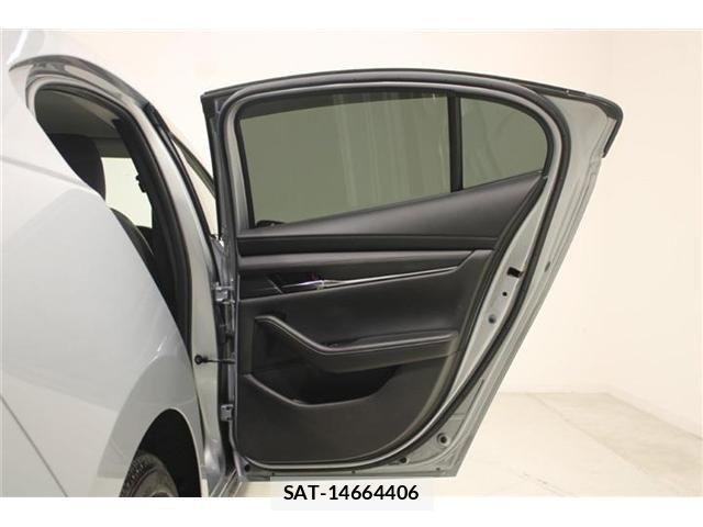 Mazda MAZDA3 2019-09 6908073-29