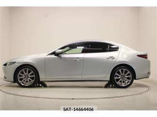 Mazda MAZDA3 2019-09 6908073-8
