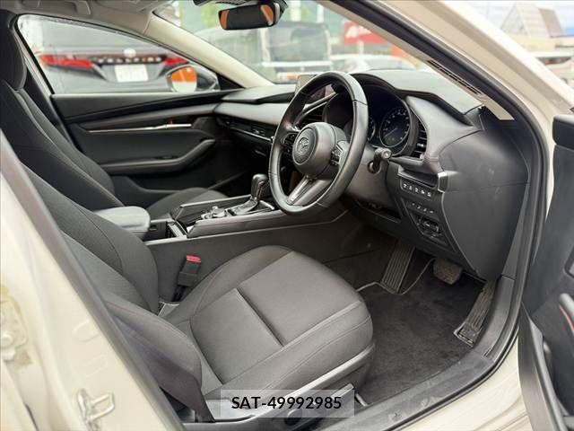 Mazda MAZDA3 2023-06 7059398-15