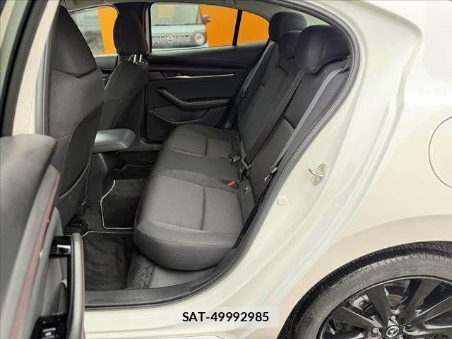 Mazda MAZDA3 2023-06 7059398-17