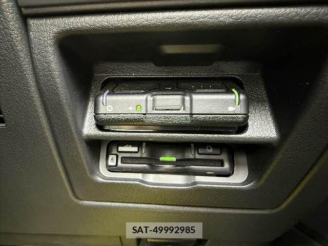 Mazda MAZDA3 2023-06 7059398-22