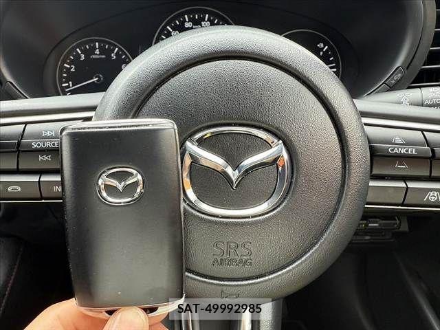 Mazda MAZDA3 2023-06 7059398-3