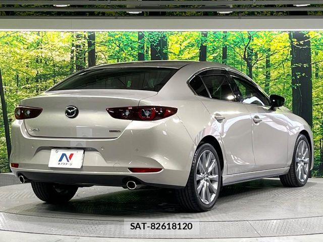 Mazda MAZDA3 2022-12 7221416-16