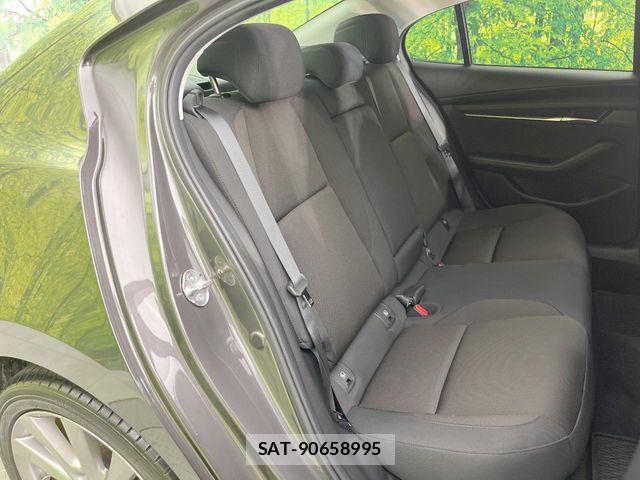 Mazda MAZDA3 2019-09 7221404-8