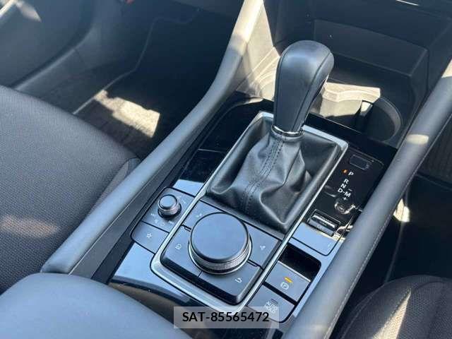 Mazda MAZDA3 2021-03 7221410-10