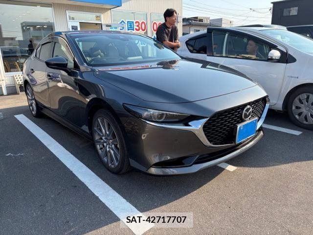 Mazda MAZDA3 2019-09 7221405-1