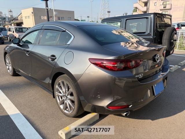 Mazda MAZDA3 2019-09 7221405-3