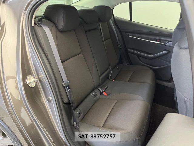 Mazda MAZDA3 2021-03 7221412-12