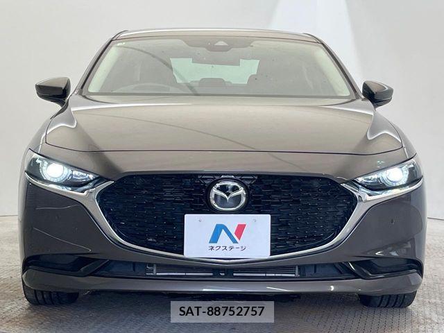 Mazda MAZDA3 2021-03 7221412-13