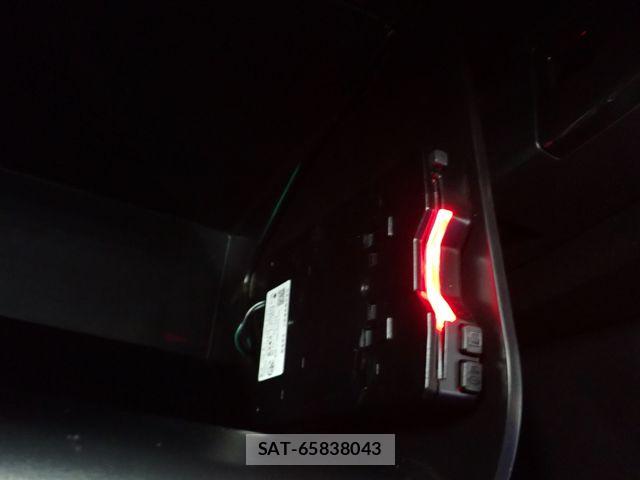 Mazda MAZDA3 2021-03 7221414-12