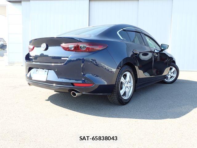 Mazda MAZDA3 2021-03 7221414-2