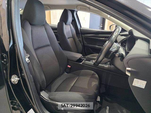 Mazda MAZDA3 2019-10 7221407-8