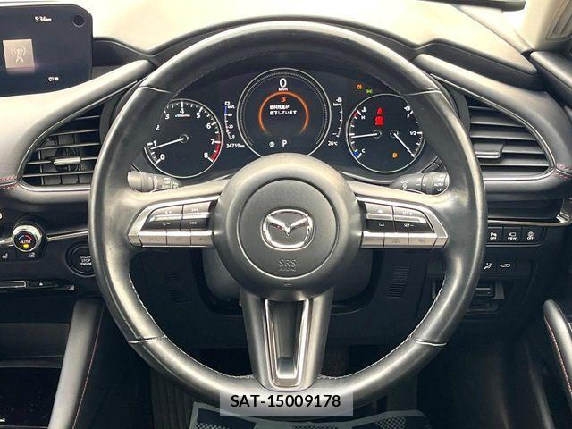 Mazda MAZDA3 2022-10 7221413-10