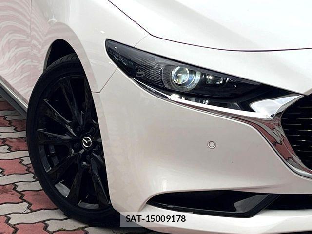 Mazda MAZDA3 2022-10 7221413-11