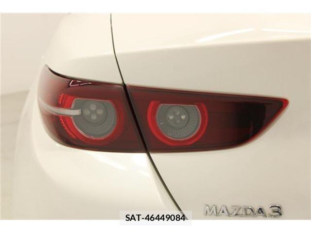 Mazda MAZDA3 2020-08 7221411-19