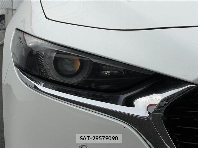 Mazda MAZDA3 2019-05 7221402-11