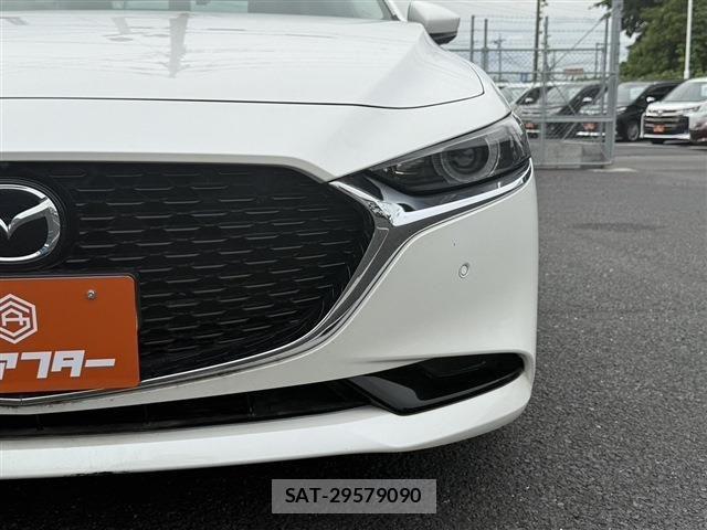 Mazda MAZDA3 2019-05 7221402-25