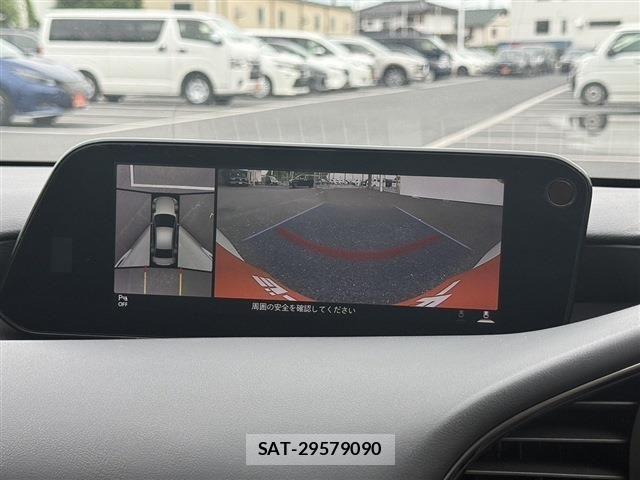 Mazda MAZDA3 2019-05 7221402-4