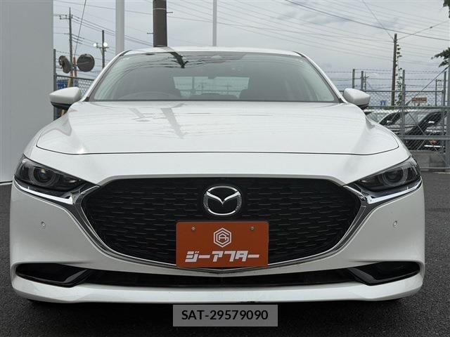Mazda MAZDA3 2019-05 7221402-7