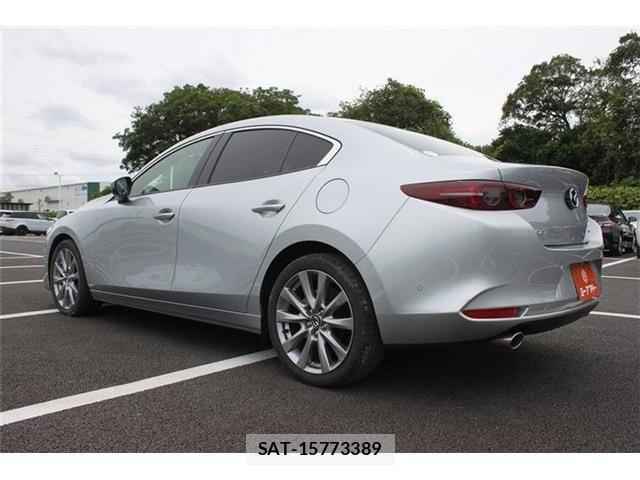 Mazda MAZDA3 2021-02 7251430-11