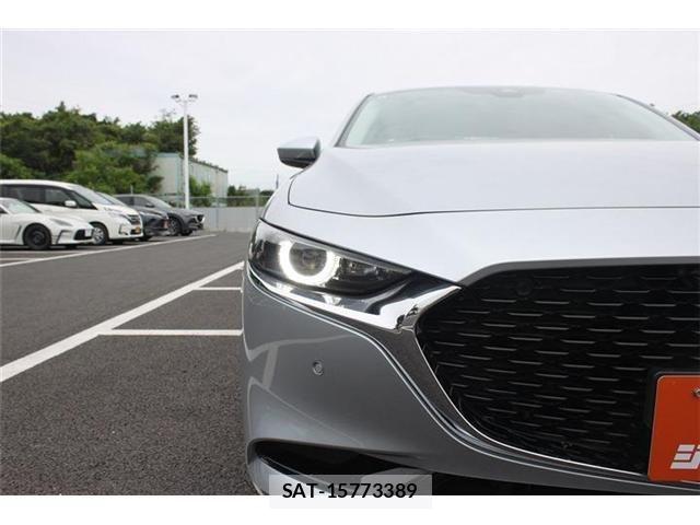 Mazda MAZDA3 2021-02 7251430-16