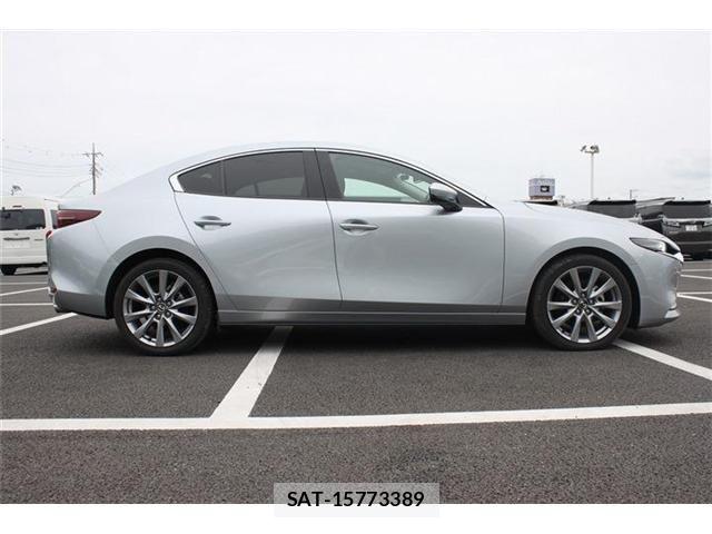 Mazda MAZDA3 2021-02 7251430-8