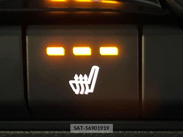 Mazda MAZDA3 2019-08 7272276-6