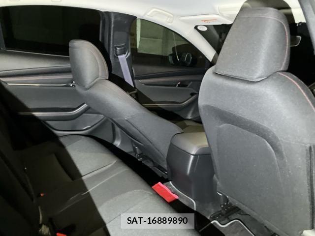 Mazda MAZDA3 2022-06 7328218-12