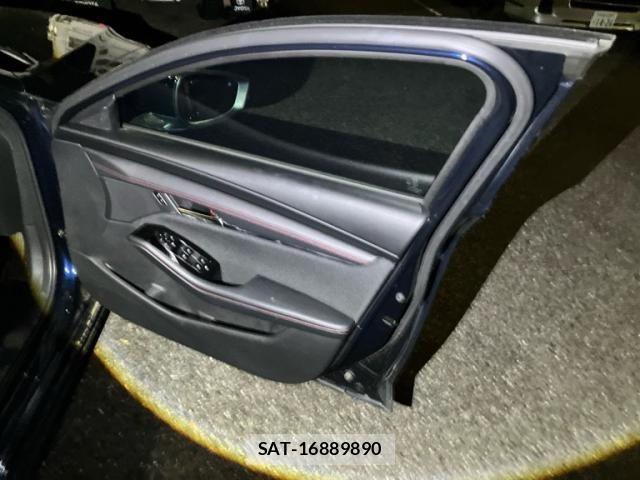 Mazda MAZDA3 2022-06 7328218-14