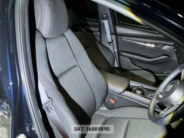Mazda MAZDA3 2022-06 7328218-16