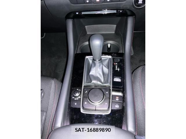 Mazda MAZDA3 2022-06 7328218-25