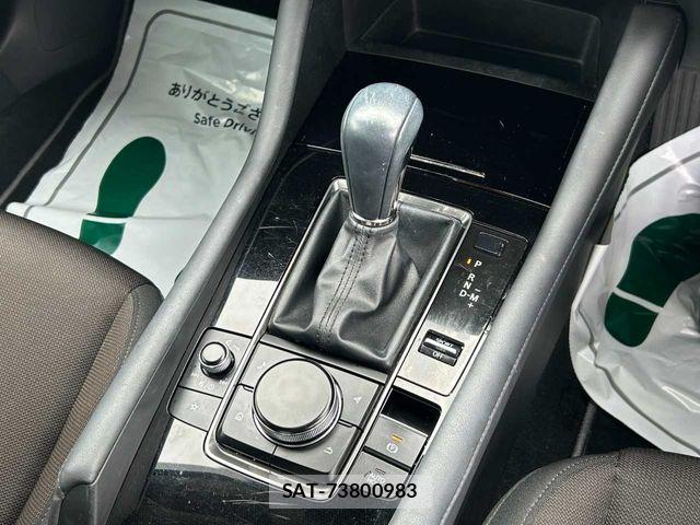 Mazda MAZDA3 2021-05 7358646-17