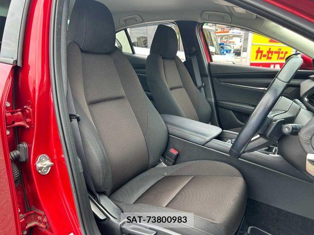 Mazda MAZDA3 2021-05 7358646-25