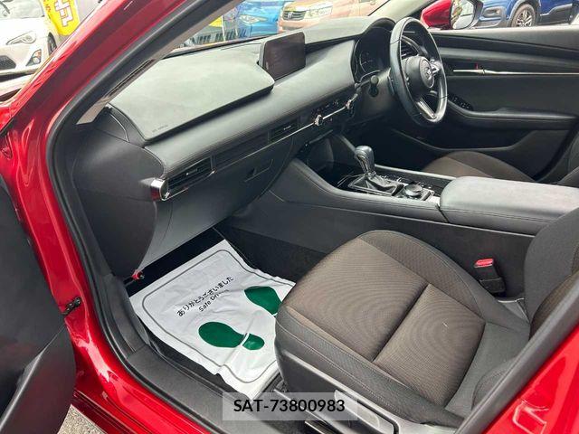 Mazda MAZDA3 2021-05 7358646-27