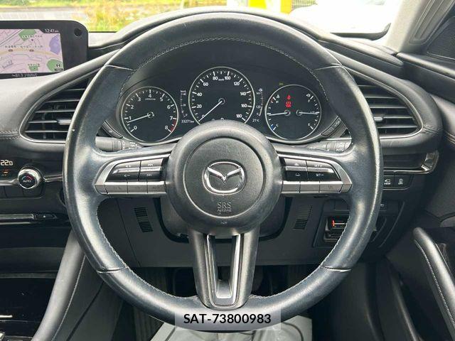 Mazda MAZDA3 2021-05 7358646-4