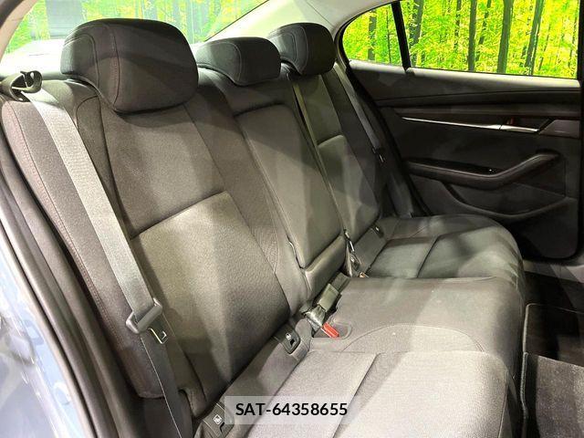 Mazda MAZDA3 2022-12 7358647-9
