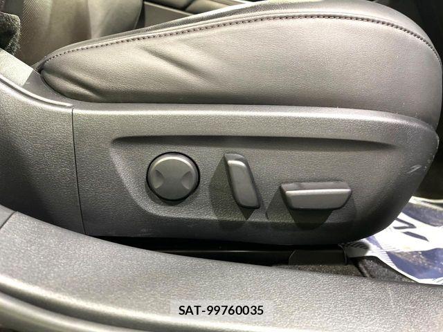 Mazda MAZDA3 2023-06 7358644-6