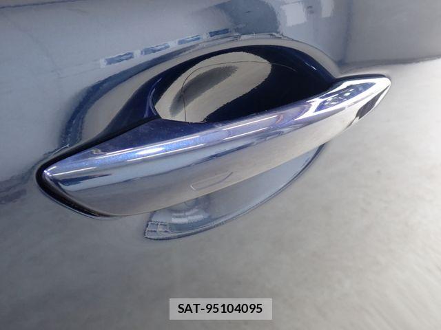 Mazda MAZDA3 2025-09 7392807-10