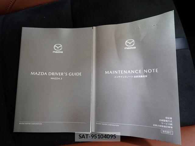 Mazda MAZDA3 2025-09 7392807-28