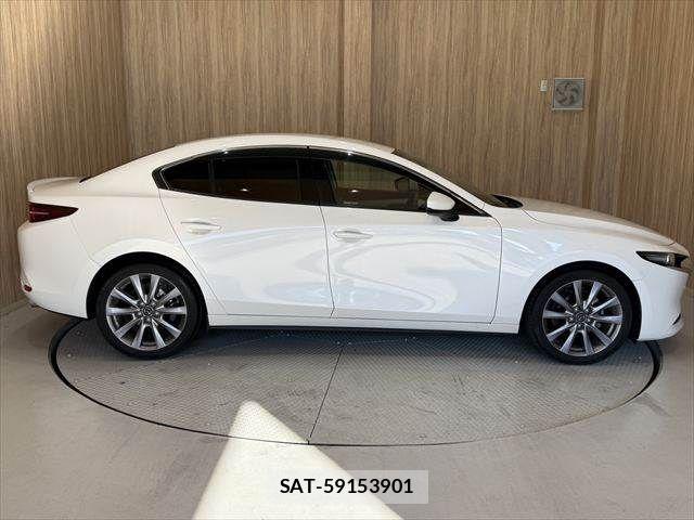 Mazda MAZDA3 2021-04 7455592-16