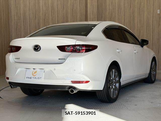 Mazda MAZDA3 2021-04 7455592-17