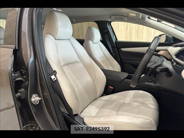 Mazda MAZDA3 2019-05 7455594-9